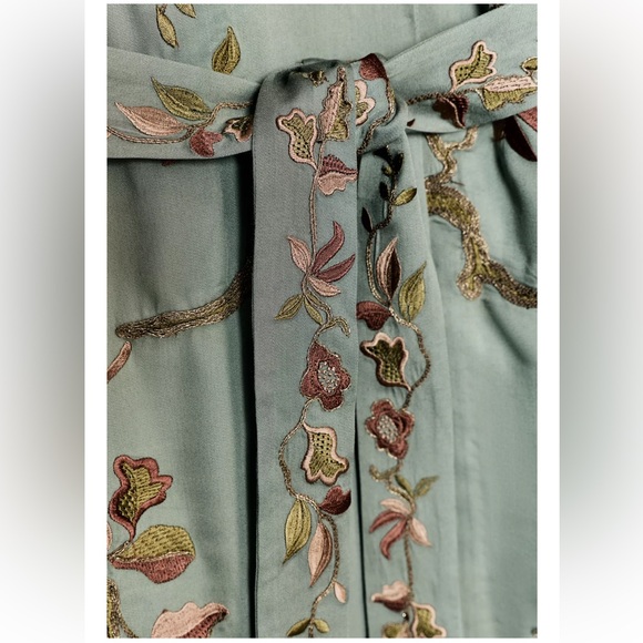 ZARA FAUX FUR COLLAR KIMONO ZW
COLLECTION LIMITED EDITION - Picture 10 of 13